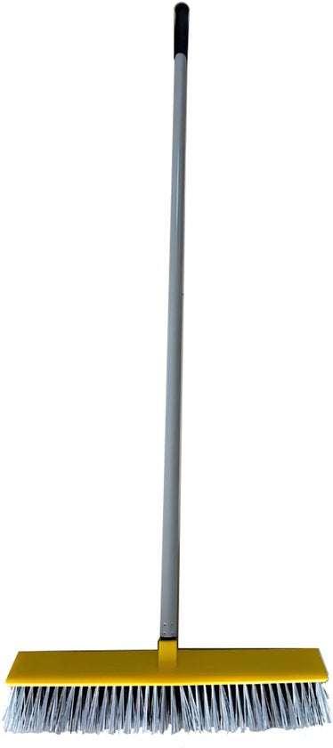 Heavy Duty clean bezem - 134*45cm Brede bezem - Harde Haren voor Tuin, Terras & Oprit - Professionele Buiten bezem - Robuuste Tuinveger voor Zwaar Werk - Ideaal voor Bladeren, Zand, Modder & Sneeuw