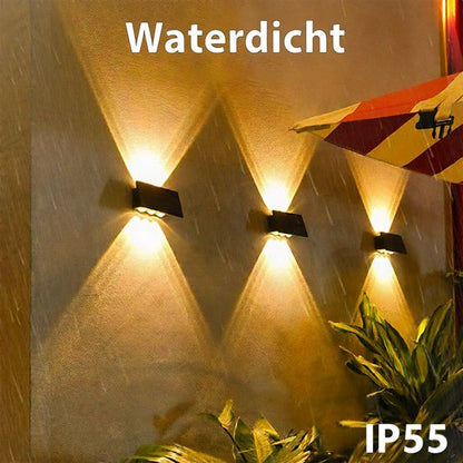 Solar Wandlamp Up & Down - Warm Wit Licht met 2 Lichtstanden - 6 LED - IP55 Waterdichte Buitenlamp op Zonne-energie - 3000K - Tuinverlichting - Tuin sfeerlamp - Sfeervolle Gevelverlichting voor Tuin, Schutting & Terras - 2400mAh Accu - Zwart