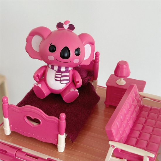 Koala Diary Poppenhuis & Camper Speelset - Uitklapbaar Vakantiehuis Bus met Meubels & Koala Figuur - Mobiel Kinderspeelgoed met Slaapkamer, woonkamer, keuken en toilet - Interactief Rollenspel Speelgoed - Verjaardag Cadeau voor Meisjes 3 Jaar +