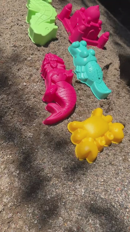 Zandspeelgoed Set 11-delig - Complete Strandspeelgoed Set met Emmer, Schepje, Gieter & Zandvormpjes - Strand/Zandbak Speelgoed voor Kinderen - Duurzaam Plastic Zandset - Stevig Materiaal - Roze